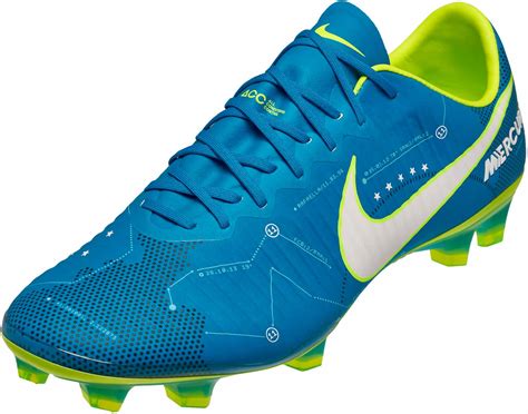 Nike Vapor 11 football boots